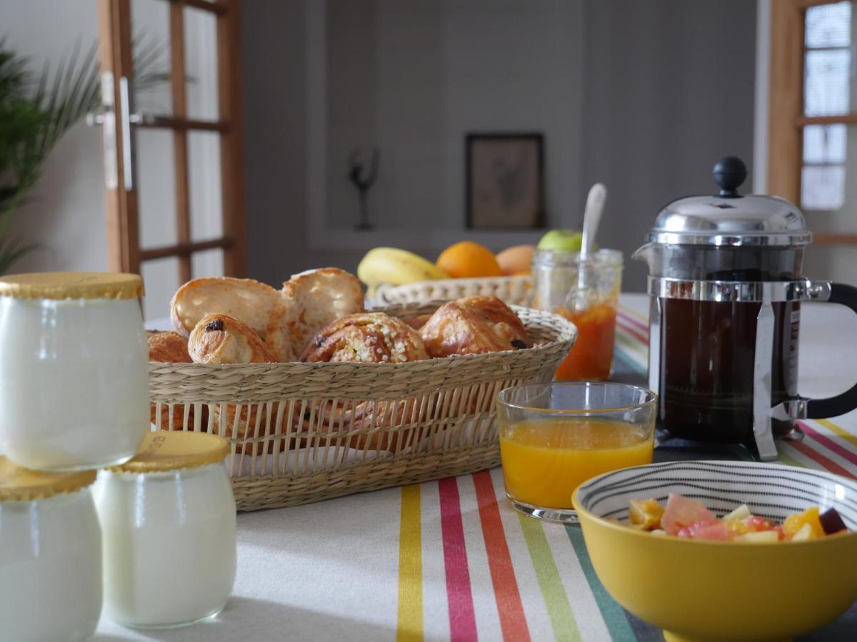 Bed and Breakfast Maison Bernatenia à Uhart-Cize Extérieur photo